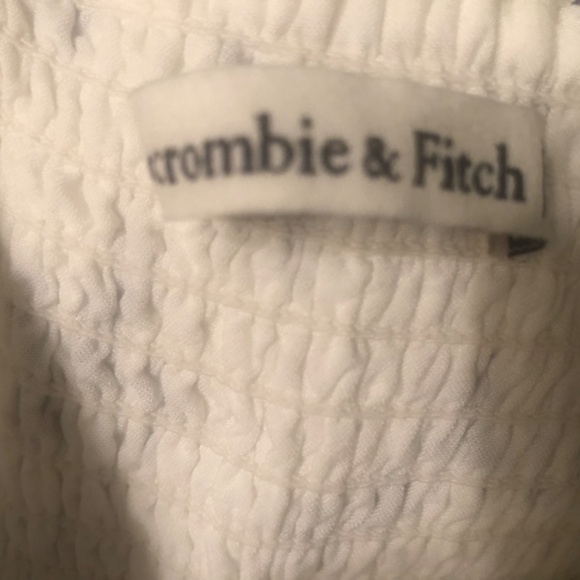 Spring Whites Sale! New Abercrombie and Fitch White & Blue Floral Dress - Picture 3 of 4